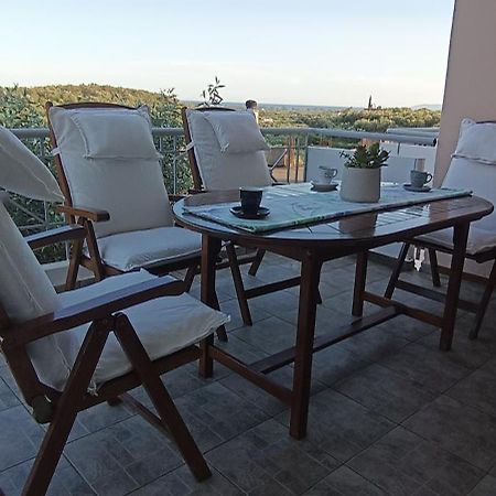 Elea Apartment Каламата Екстериор снимка