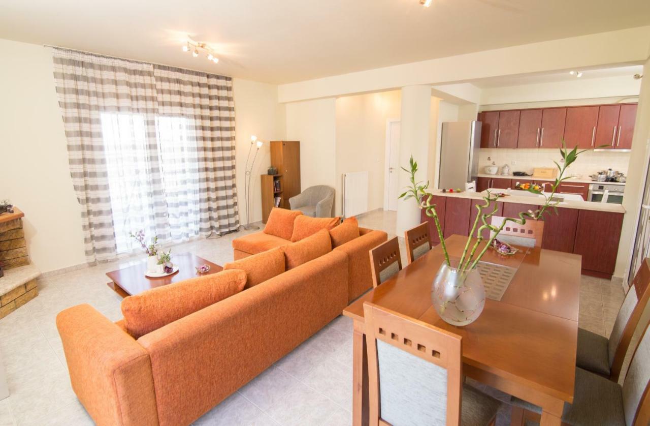 Elea Apartment Каламата Екстериор снимка