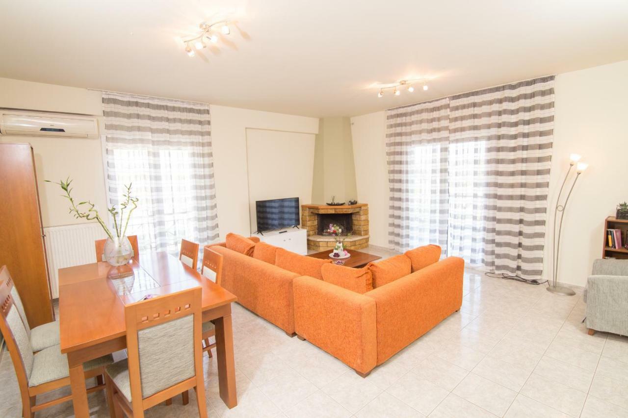 Elea Apartment Каламата Екстериор снимка